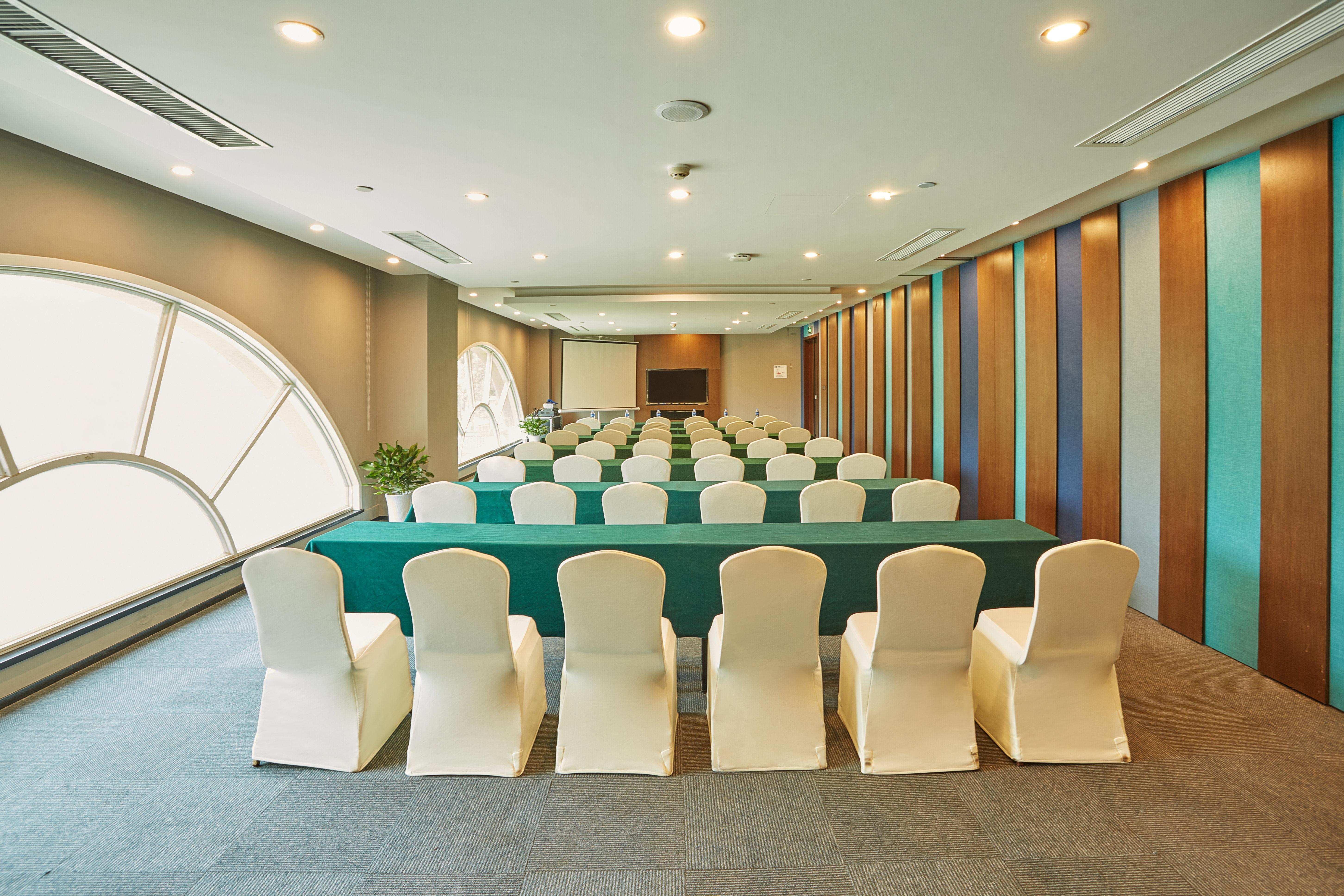 Holiday Inn Express Nanjing Xuanwu Lake By Ihg Εξωτερικό φωτογραφία