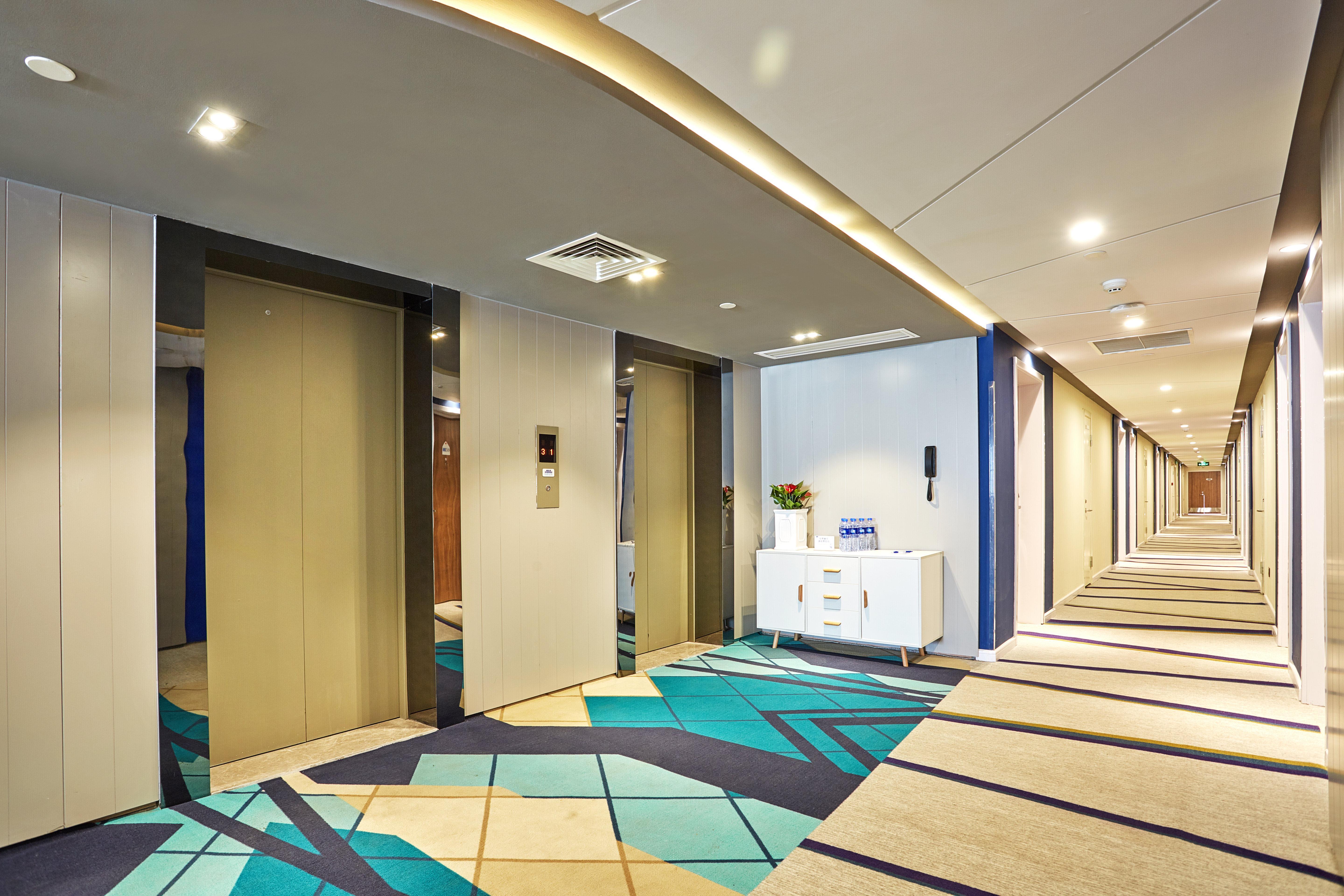 Holiday Inn Express Nanjing Xuanwu Lake By Ihg Εξωτερικό φωτογραφία