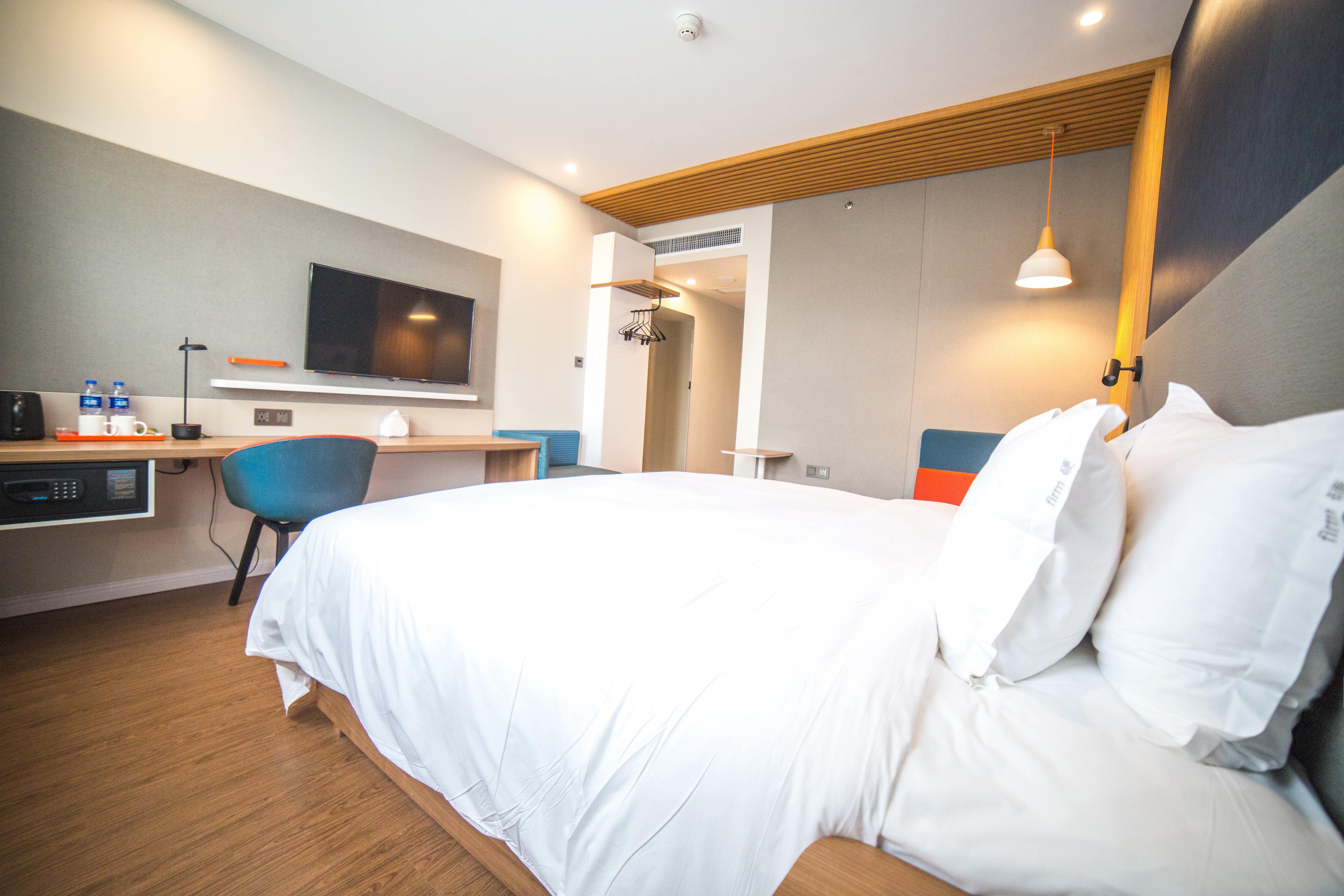 Holiday Inn Express Nanjing Xuanwu Lake By Ihg Εξωτερικό φωτογραφία