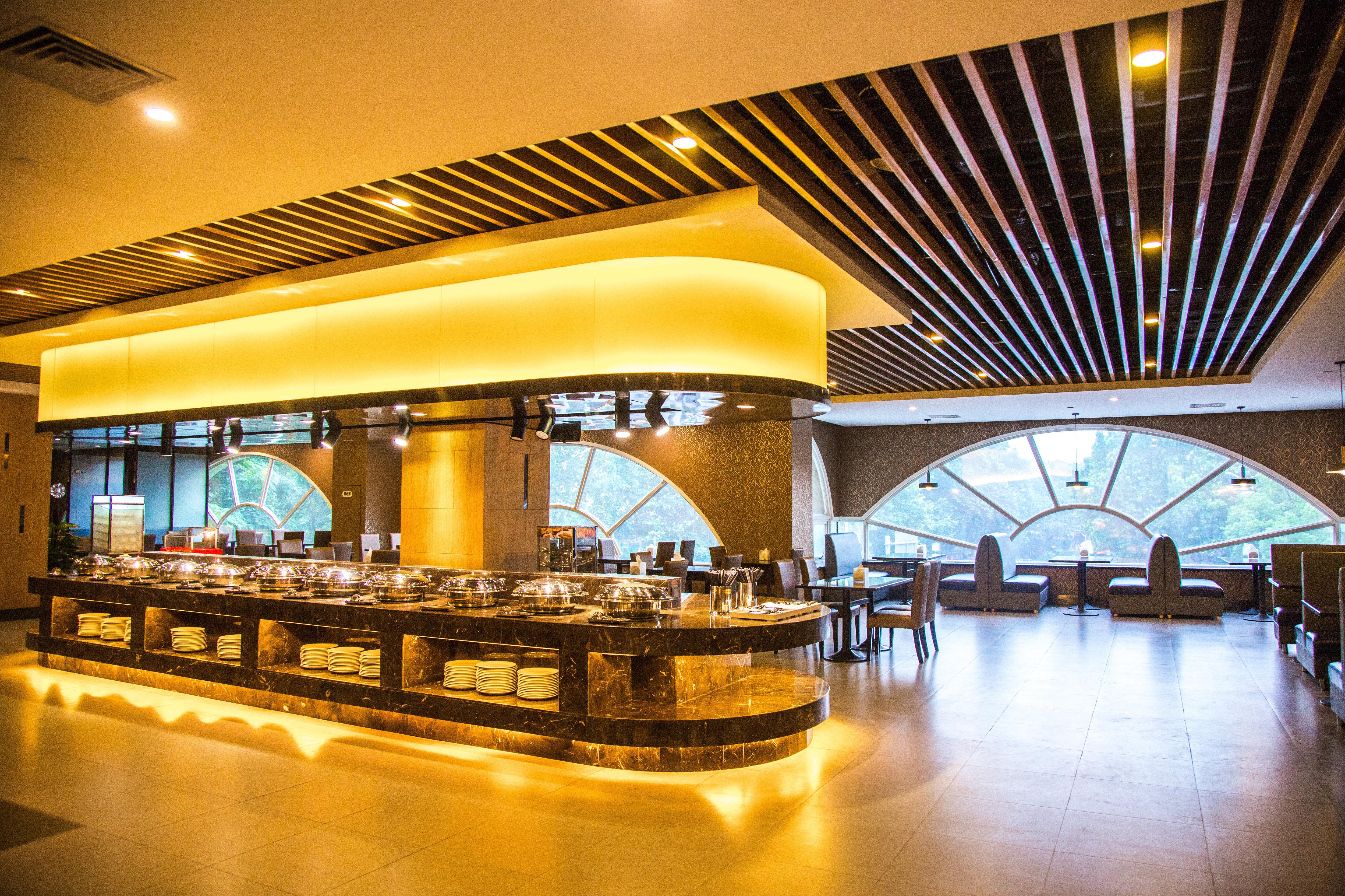 Holiday Inn Express Nanjing Xuanwu Lake By Ihg Εξωτερικό φωτογραφία